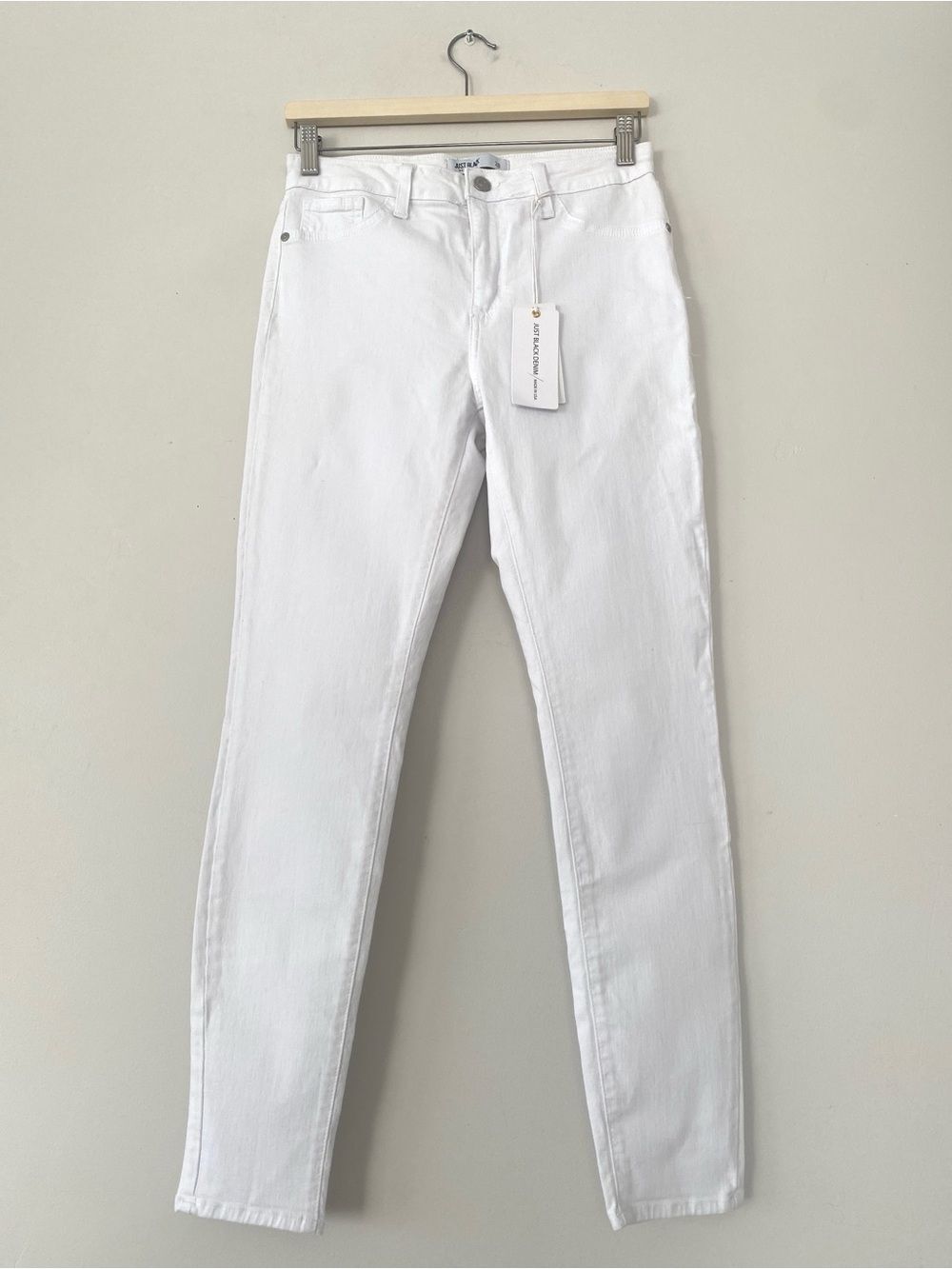 NEW Just Black Clean White Skinny Ankle Length USA Made Sz 28 Effortlessly Chic - Picture 2 of 12